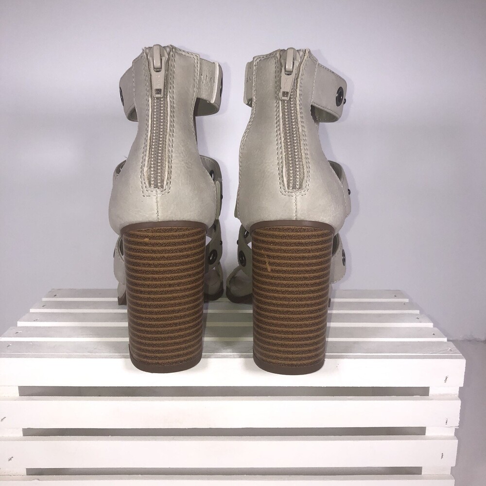 Simply Vera By Vera Wang Heels Size 6M Off White - Picture 5 of 6